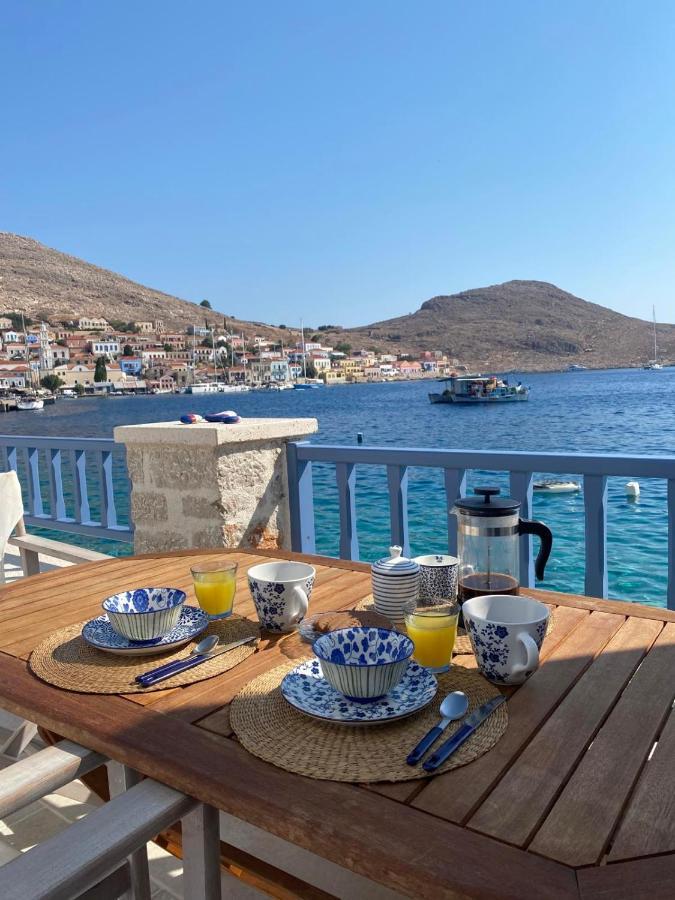 Halki Sea Breeze - A Waterfront Villa Eksteriør billede