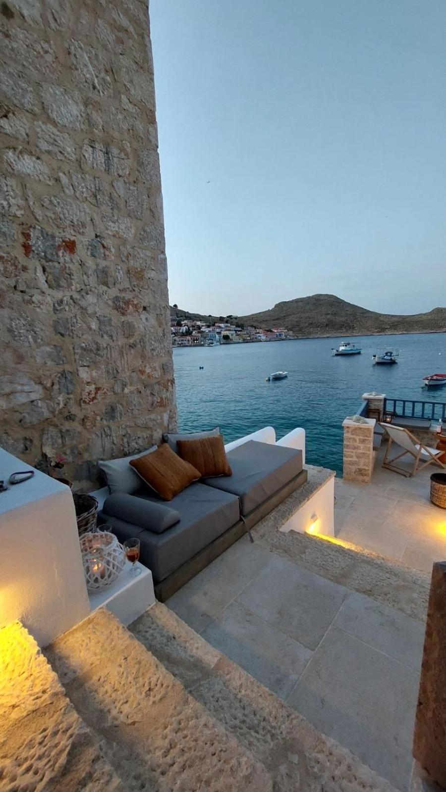 Halki Sea Breeze - A Waterfront Villa Eksteriør billede